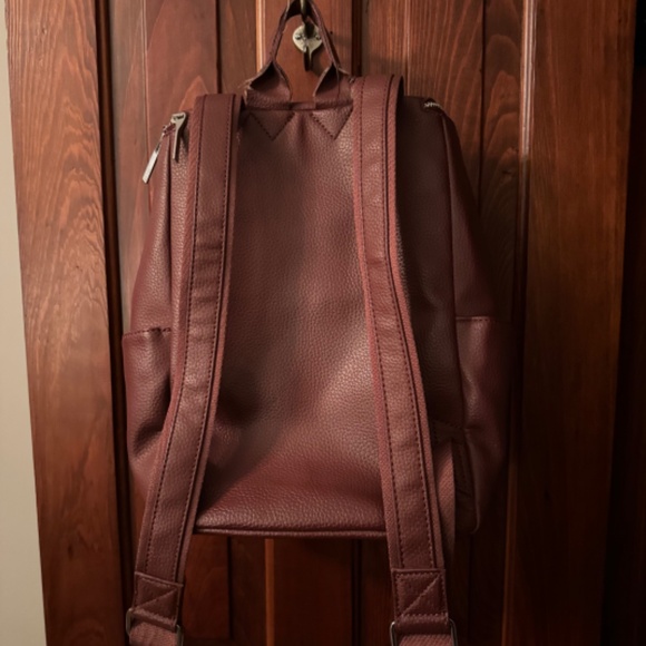 Matt & Nat Backpack - Picture 2 of 5